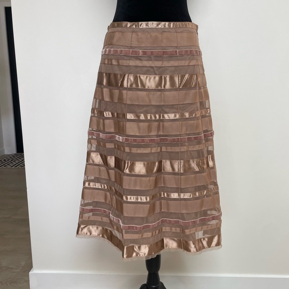 Club Monaco A line skirt - Picture 3 of 4